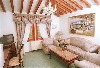 Dallas Отель Варна