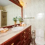 Hotel Dallas Warna